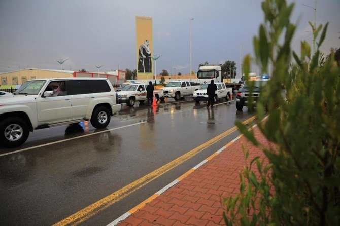 Saudi Arabia announced four deaths from COVID-19 and 327 new infections on Friday. (SPA)
