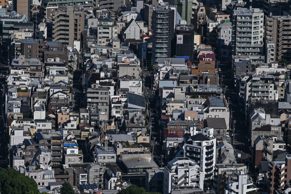 Moves to reduce or relocate offices are expected to increase in earnest from now on, as many companies that have been taking a wait-and-see attitude are likely to start making decisions. (AFP)