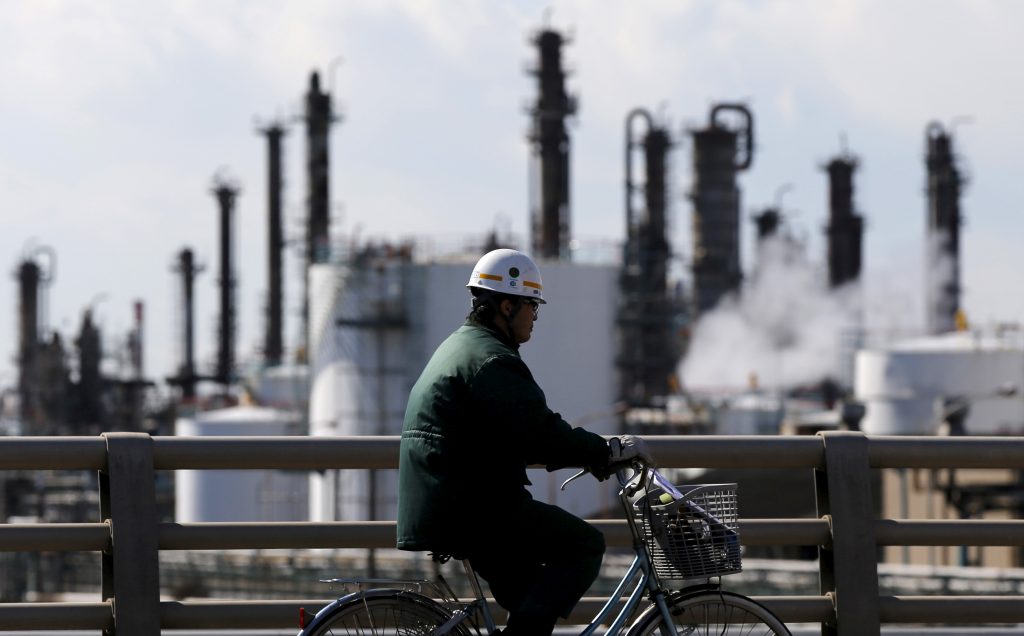 Japan's labour unions are reducing their demands for pay rises for the next fiscal year from amounts sought the previous year. (File photo/Reuters)