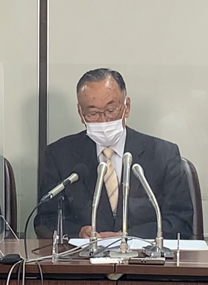 Hiroshi Kanno enters Tokyo District Court, lodges a complaint for improved compensation for the villagers of Iitate, which was classified as one of the most beautiful villages of Japan, and was evacuated after Fukushima nuclear disaster. (ANJ photos)