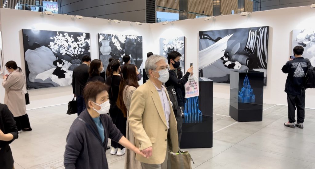 Art Fair Tokyo is the largest art fair in Japan and the oldest in Asia, featuring a wide range of art from antiques and crafts to nihonga painting and contemporary art. (Photo by ANJ)