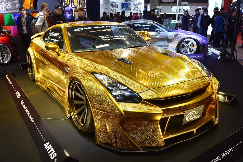 Fully Engraved Gold Nissan Gt R Model Selling In The Uae Arab News Japan