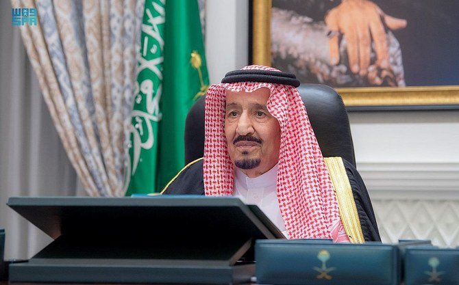 Saudi Arabia’s King Salman received a phone call from Pakistani Prime Minister Imran Khan. (File/SPA)