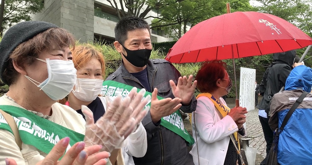 After 13 years of legal action, workers exposed to asbestos are winning their lawsuits against the Japanese state and companies that failed to keep workers safe. (ANJ photo)
