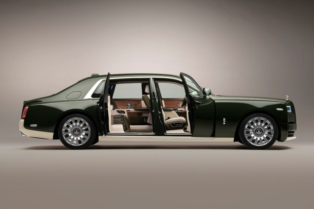 The Rolls-Royce Bespoke Phantom Oribe has been meticulously hand-crafted by both Rolls-Royce and Hermès inside-and-out. (via Rolls Royce)