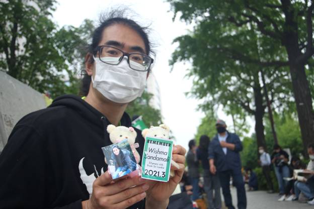 People gathered in front of the Diet building to demand greater human rights, May. 18, 2021. (ANJP Photo)