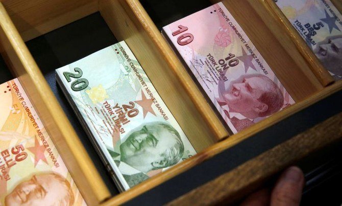 Turkish lira banknotes are pictured at a currency exchange office in Istanbul, Turkey, August 13, 2018. (Reuters)