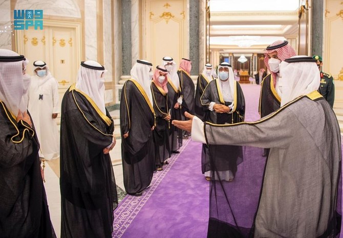 Saudi Arabia’s Crown Prince Mohammed bin Salman receives his Kuwaiti counterpart Sheikh Meshal Al-Ahmed Al-Jaber Al-Sabah in Riyadh. (SPA)