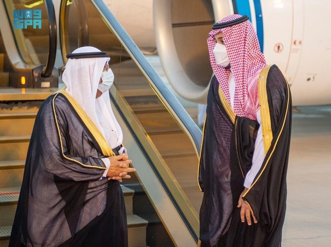 Saudi Arabia’s Crown Prince Mohammed bin Salman receives his Kuwaiti counterpart Sheikh Meshal Al-Ahmed Al-Jaber Al-Sabah in Riyadh. (SPA)