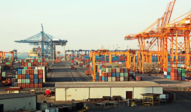 Plans for maritime transport is to increase capacity to more than 40 million containers every year. (Shutterstock file photo))