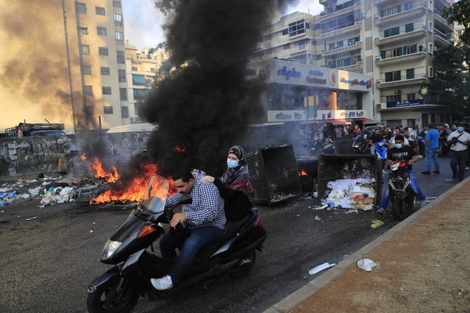 Saad Hariri’s supporters block Beirut’s streets after pardoning himself from cabinet-formation. UNICEF said Friday more than 4 million people, including 1 million refugees, are at risk of losing access to safe water. (AP)