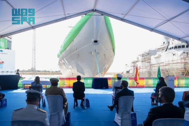 Saudi and Spanish officials attend the unveiling of the latest Avante 2200 corvette for the Royal Saudi Naval Forces (RSNF) at the Navantia shipyard in Spain on July 24, 2021. (SPA)