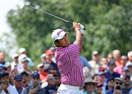 Hideki Matsuyama of Japan plays his shot from the fifth tee during the first round of the Rocket Mortgage Classic on July 01, 2021 at the Detroit Golf Club in Detroit, Michigan. (Getty Images/AFP)