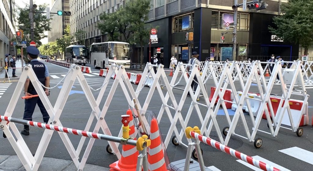 Roads are blocked in Marunouchi district surrounding Tokyo Forum that became an Olympic related facility (ANJP photos ) 