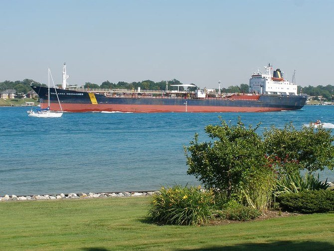 Panama-flagged asphalt/bitumen tanker Asphalt Princess pictured sailing under a previous name. (pxfuel/HaloJim)