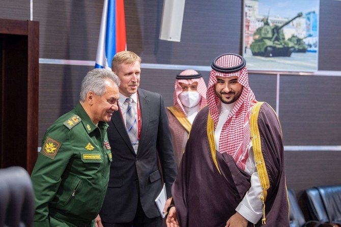 Prince Khalid discussed with Sergey Shoygu ways to enhance military cooperation between Saudi Arabia and Russia. (Twitter: @kbsalsaud)