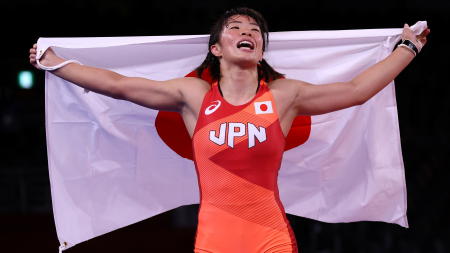 Risako Kawai of Japan celebrates after winning gold. (Reuters)