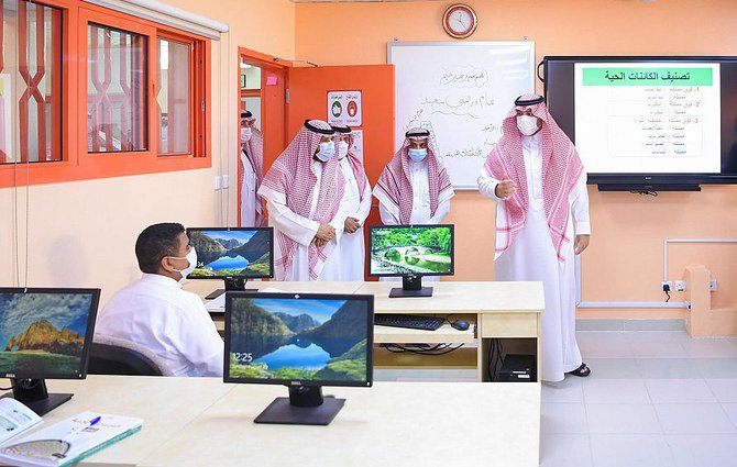 Millions of school students across Saudi Arabia returned to the classroom on Aug. 29 despite COVID-19 still posing a major threat in the country. (SPA)