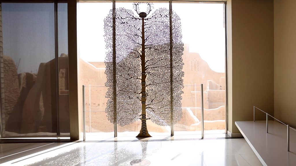 The Al-Saud family tree can be seen in the Diriyah Museum detailing the names of the sons, daughters, and grandchildren of King Abdulaziz. 