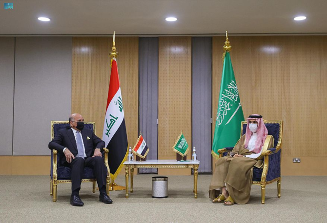 The foreign ministers of Saudi Arabia and Iraq met on the sidelines of a Gulf Cooperation Council meeting for foreign ministers in Riyadh on Thursday. (SPA)