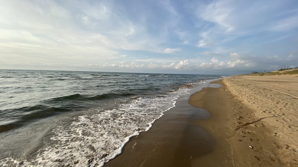 Shore of the Sea of Japan in Ishikawa Prefecture (ANJP Photo) 