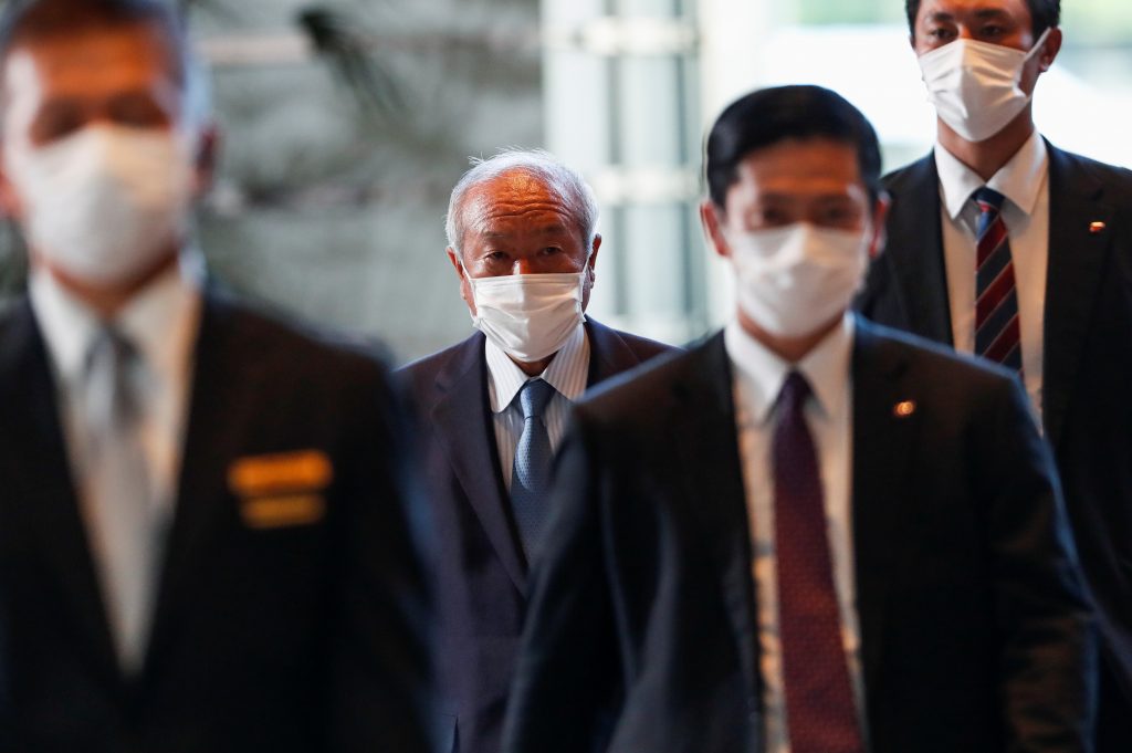 Japan's new Finance Minister Shunichi Suzuki arrives at prime minister's office in Tokyo, Japan October 4, 2021. (File photo/Reuters)
