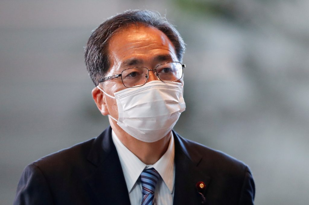 Japan's new Minister of Land, Infrastructure, Transport and Tourism Tetsuo Saito arrives at prime minister's office in Tokyo. (File photo/Reuters)