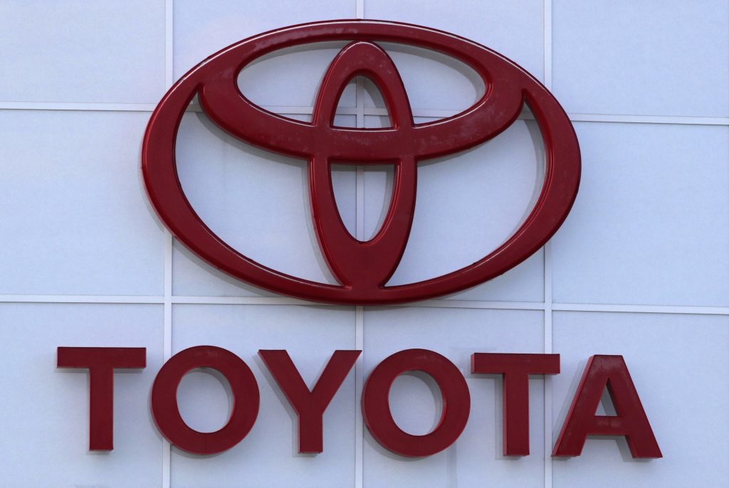 Japan's Nippon Steel Corp is suing customer Toyota Motor Corp to stop it manufacturing and selling vehicles that contain specialised steel made by rival supplier Baoshan Iron & Steel Co Ltd (Baosteel) of China. (File photo/AP)