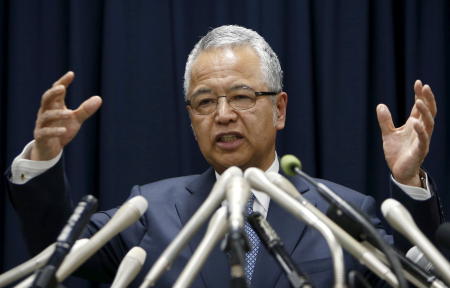 Akira Amari speaks during a news conference in Tokyo, Japan, January 28, 2016. (Reuters)