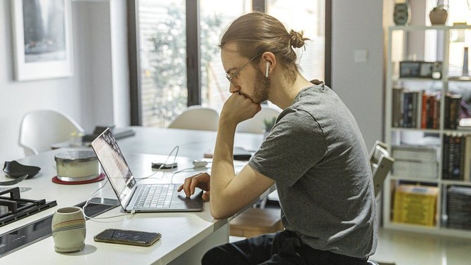 Many workers around the world want to maintain some degree of remote work. (Getty Images)