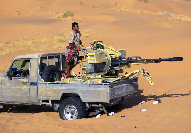 Yemeni pro-government forces are pictured during fighting with the Houthi militia on the south frontline of Marib on Nov. 10, 2021. (AFP)