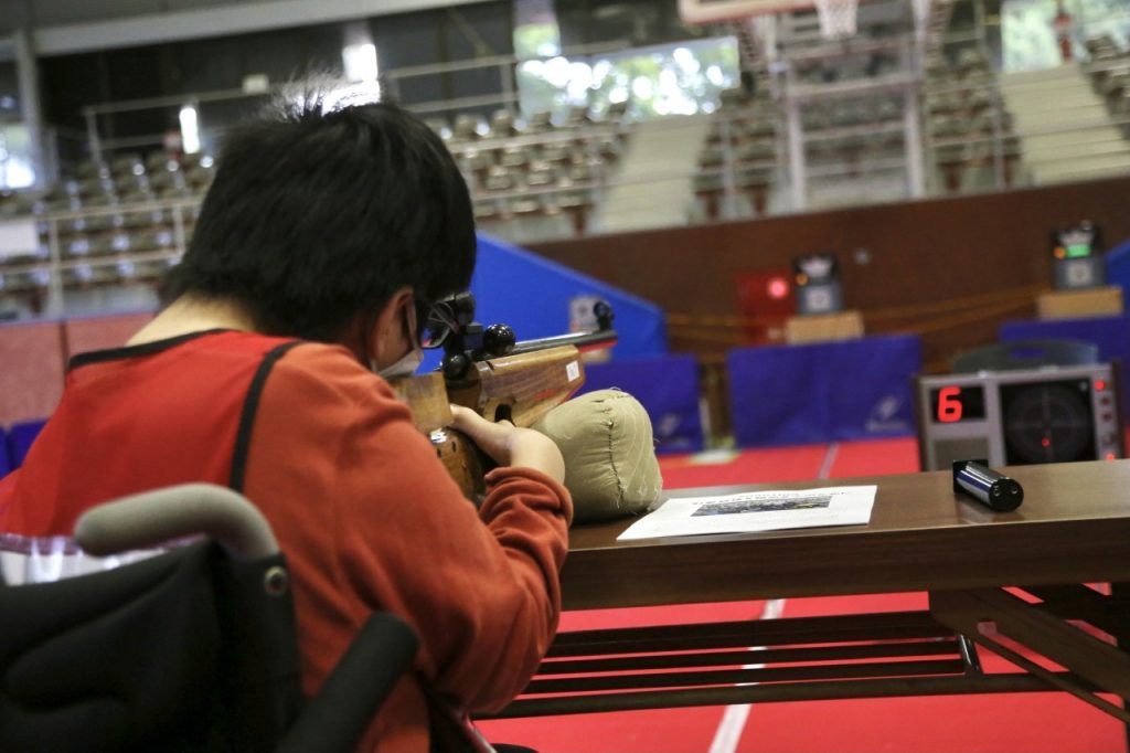 More than 136 participants with various disabilities took part in rifle shooting, boccia, curling, badminton, wheelchair basketball, martial arts and marathons. (ANJP)