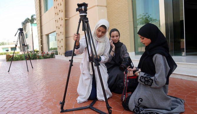 Saudi women study film making at a university in Jeddah, Saudi Arabia March 7, 2018. (REUTERS)