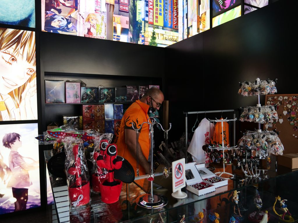 The section featured many activities for anime & manga fans such as: Sketching Manga characters, Cosplay Workshops, Anime Skit Competition as well the Sushi glow bar for the first time in Abu Dhabi.