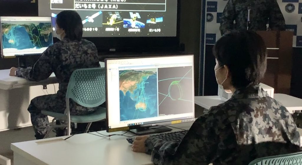 Space Operations squadron at Fuchu military airbase conducts a test and a simulation to identify and isolate space debris. (ANJ / Pierre Boutier) 