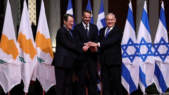 Nicos Anastasiades, Kyriakos Mitsotakis and Benjamin Netanyahu before signing a deal to build the EastMed pipeline, Zappeion Hall, Athens, Greece, Jan. 2, 2020. (Reuters)