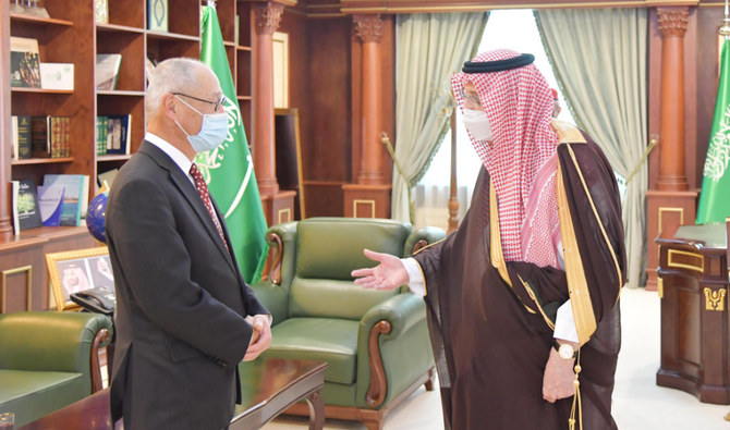 Jazan Gov. Prince Mohammed bin Nasser bin Abdulaziz receives Japanese Ambassador to Saudi Arabia. (SPA)