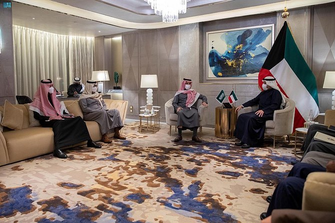 Saudi FM Prince Faisal bin Farhan is received by Kuwaiti Minister of Foreign Affairs Ahmed Nasser Mohammed Al-Sabah. (SPA)