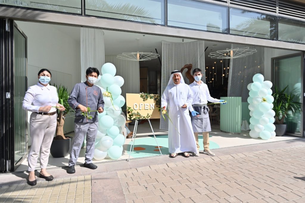 The CEO of the UAE-based distribution company Middle East Fuji Group, Saeed Al Malik, at the ribbon-cutting ceremony to mark the opening of KOBEYa’s new location. (Supplied)