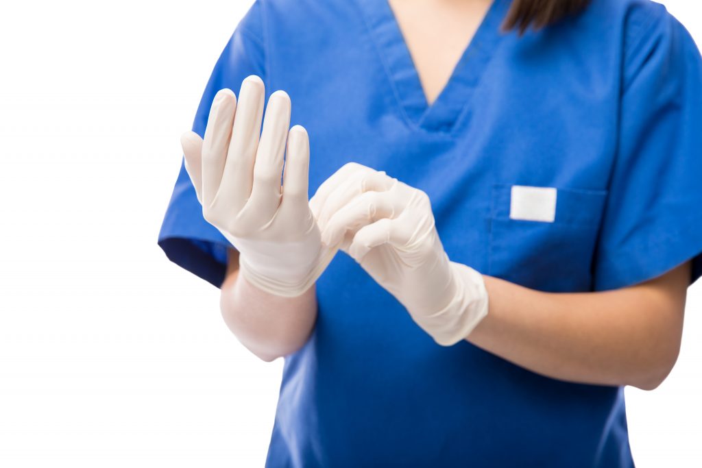 Essential workers, such as medical personnel, are now allowed to go to work if they test negative for the virus on the fourth and fifth day of quarantine and if permitted by municipalities. (Shutterstock)