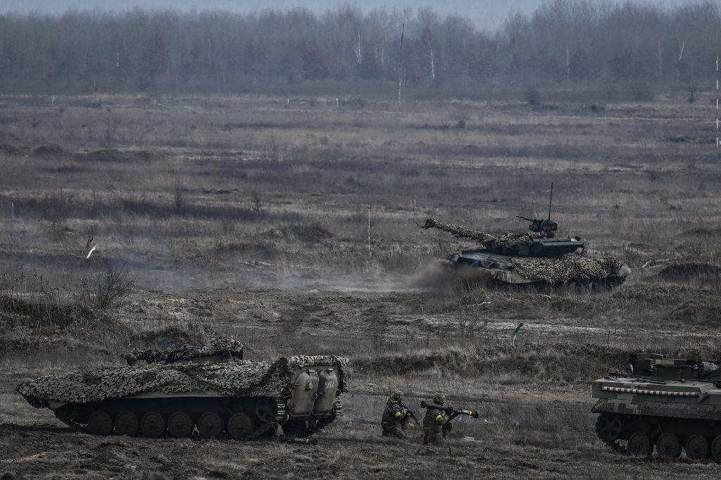 Ukrainian troops take part in a military drill outside the city of Rivne on Feb. 16. (AFP)