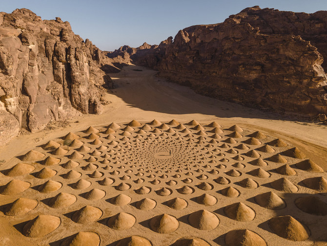 Jim Denevan, Angle of Repose, installation view. (Desert X AlUla 2022/Lance Gerber)