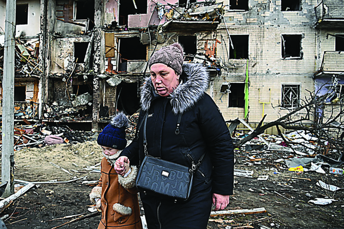 Some 850,000 people have been internally displaced by the fighting in Ukraine, says UN refugee official. (AFP)