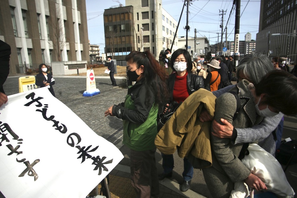 File photos taken following the rejection of a complaint at the Fukushima court last year, an appeal was heard in the Sendai High Court. (ANJ/ Pierre Boutier)