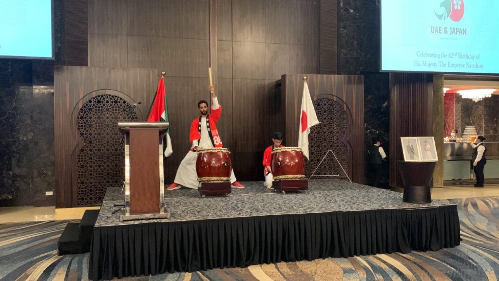 At the event, guests were offered wagyu and sushi, made using fresh ingredients imported from Japan. Emirati-Japanese drumming group Kharsha also performed at the reception. (ANJP)