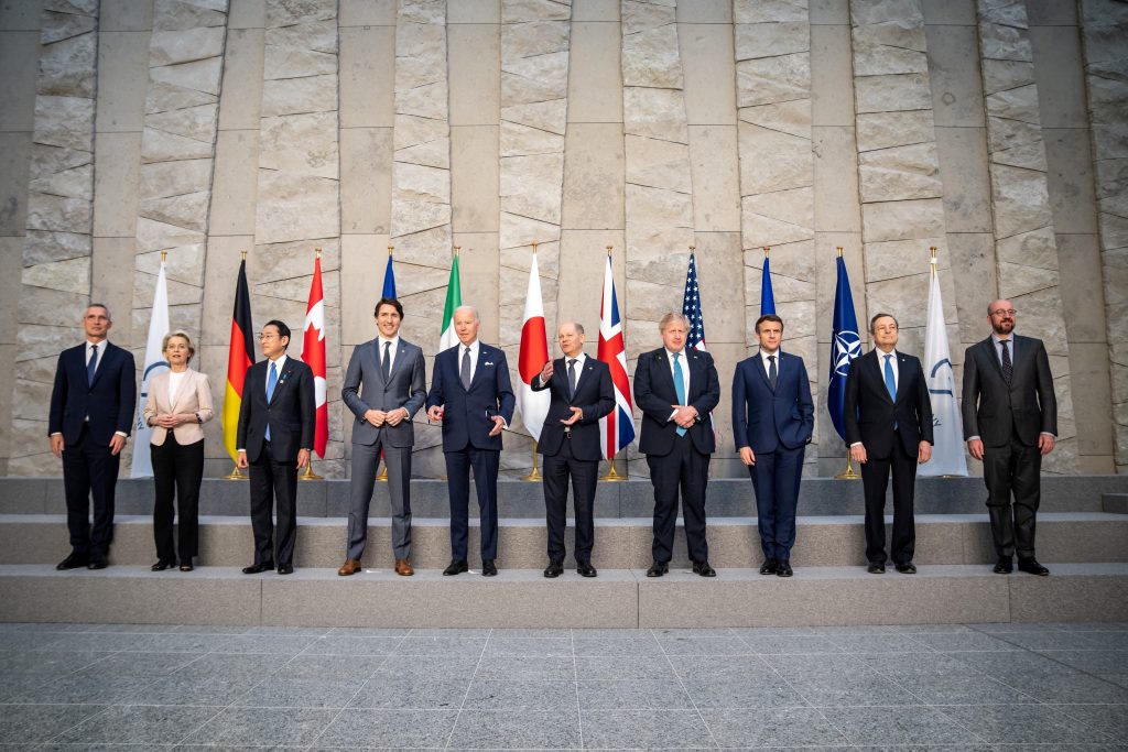 The G7 leaders meeting in Belgium on March 24 confirmed the enforcement of sanctions. (AFP)