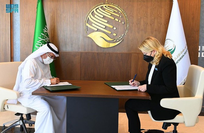 KSrelief on Tuesday signed a $7 million joint cooperation agreement with UNICEF to support Yemeni children’s access to quality education. (SPA)