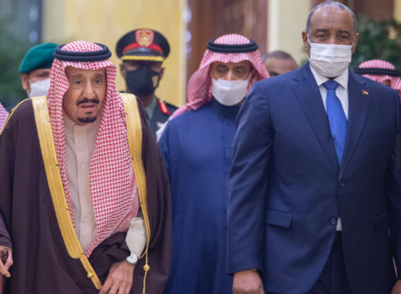 Saudi Arabia’s King Salman receives Sudan's Sovereign Council Chief General Abdel Fattah Al-Burhan in Riyadh on Monday. (SPA)