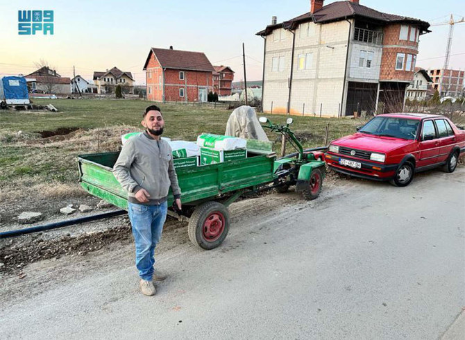 KSrelief distributed more than 13 tons of Ramadan food baskets in the city of Ferizaj in Kosovo, benefiting 220 families. (SPA)