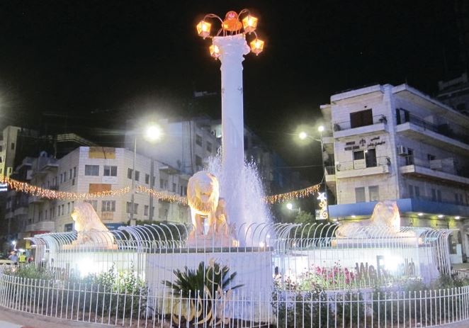 Al-Manara Circle in Ramallah decorated for Ramadan. (AN photo/Mohammed Najib)